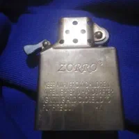 فندک بنزینی زورو|کلکسیون اشیاء عتیقه|شیراز, سعدیه جنوبی|دیوار