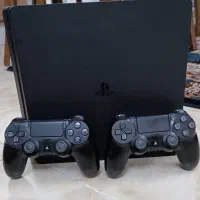 PS4 slim 1TB