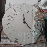 ساعت دیواری آینه ای بزرگ