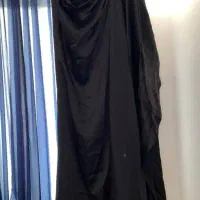 لباس مجلسی است نقره‌ای و مشکی در حد آک نو نو|لباس|رامسر, |دیوار