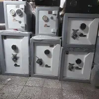 میخرم میفروشم اگه گاوصندوق برای فروش داشتی خریدارم