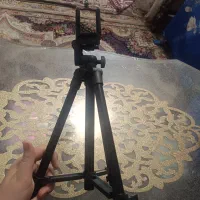 سه پایه دوربین