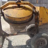 بتن گیر بتونیر  یا میکسر  و بالابر سالم|ماشین‌آلات صنعتی|همدان, |دیوار