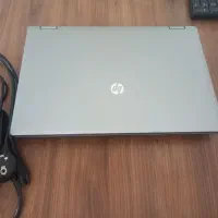 لپ تاپ با میز|رایانه همراه|برخوار, |دیوار