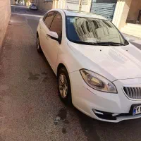 برلیانس اتومات موتور بزرگ 1650