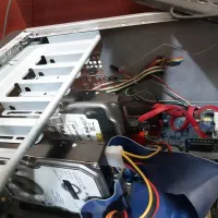 مانیتور کیس