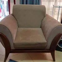 مبل راحتی مدل چستر سفارشی ساخته شده با چوب مرغوب|مبلمان خانگی و میز عسلی|خمام, |دیوار