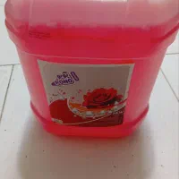 پخش مایه بهداشتی