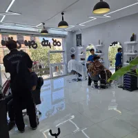 آموزش و همکاری باکارآموز آرایشگری