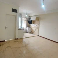 رهن کامل اپارتمان با پارکینگ و اسانسور / جوادیه