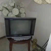 تلویزیون قدیمی صنام 22  میز بزرگ میز عسلی