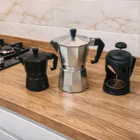 دوعدد موکاپات . قهوه جوش + فرنچ پرس