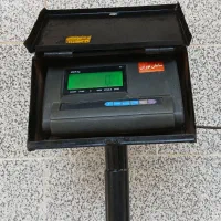 ترازو دیجیتال 2 تن چرخ دار باطری دار قابل شارژ