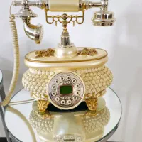 تلفن سلطنتی شیک کاملا نو و استفاده نشده