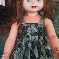 عروسک خارجی قدیمی در حدنو