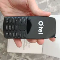 گوشی دکمه ای ساده آکبند