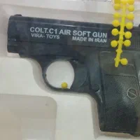 تپانچه فلزی. تیر ژله ای،