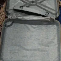 چمدان|کیف، کفش، کمربند|قم, گلزار|دیوار