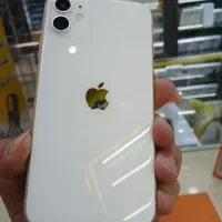 گوشیه iphone 11