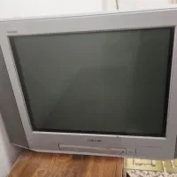 تلویزیون و میز تلویزیون