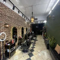 آرایشگر ماهر مردانه