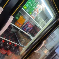 نیازمند نیروی کار خانم در فست فود