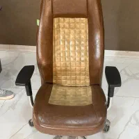 صندلی اداری چرم