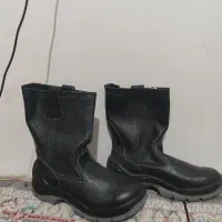 پوتین سایز ۴۲