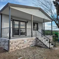 کلبه پیش سا.خته/اجرا در محل