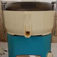 آبمیوه گیر ناسیونال