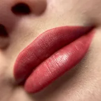 تخفیف فوقالعاده آرایش دائم برای خانم های زیبا