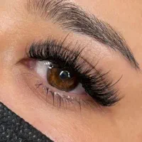 کاشت مژه موقت با ماندگاری یک ماه|خدمات آرایشگری و زیبایی|پرند, فاز ۲|دیوار