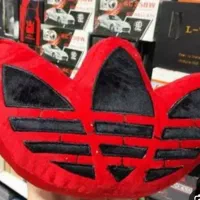 طاقچه سه بعدی و بالشتک آدیداس|قطعات یدکی و لوازم جانبی|سیرجان, |دیوار