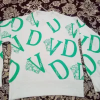 تعدادی لباس|لباس|قرچک, مهدیه|دیوار