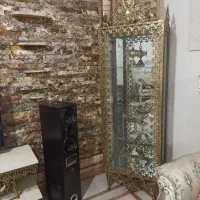 میز تلویزیون .ویترین.ساعت برنجی درحد نو|بوفه، ویترین، کنسول|نسیم‌شهر, |دیوار