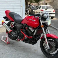 سی بی ۴۰۰