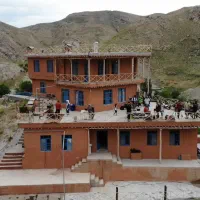 استخدام نیروی خدماتی برای بومگردی همراه بامکان|استخدام سرایداری و نظافت|درگز, |دیوار