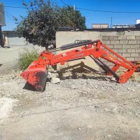 بیل جلو تراکتور و چیزا در حد خشک