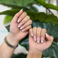 کاشت ناخن تخصصی ۴۵۰