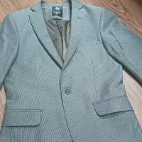 تک کت نو|لباس|رشت, گلزاران|دیوار