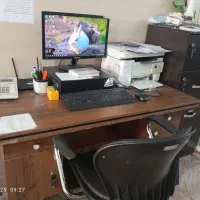 کار اداری و مدیریت
