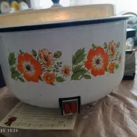 آرام‌پزنپتون‌وچراغ‌نفتی‌قدیمی