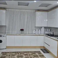 اپارتمان-107-متری-با-15-متر-حیاط-اختصاصی-مرکزشهر