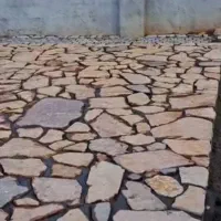 سنگفرش لاشه.موزائیک.سیمانکاری کف وبدنه.شیب بندی.