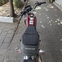 هندا آپاچی تی وی اس یاماها