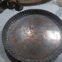 سینی مسی آنتیک عتیقه|صنایع دستی و سایر لوازم تزئینی|اصفهان, دوطفلان|دیوار