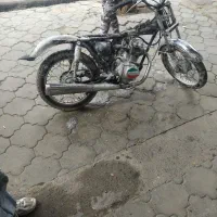 به یک استاد کار ماهر برای موتور سیکلت نیاز مندیم