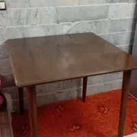 میز 80 در 80 نو