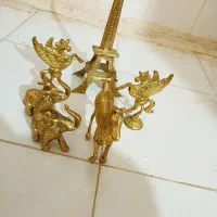 مجسمه برنزی سنگین