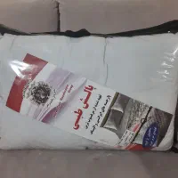 بالش طبی|رختخواب، بالش، پتو|شیراز, قلعه شاهزاده بیگم|دیوار